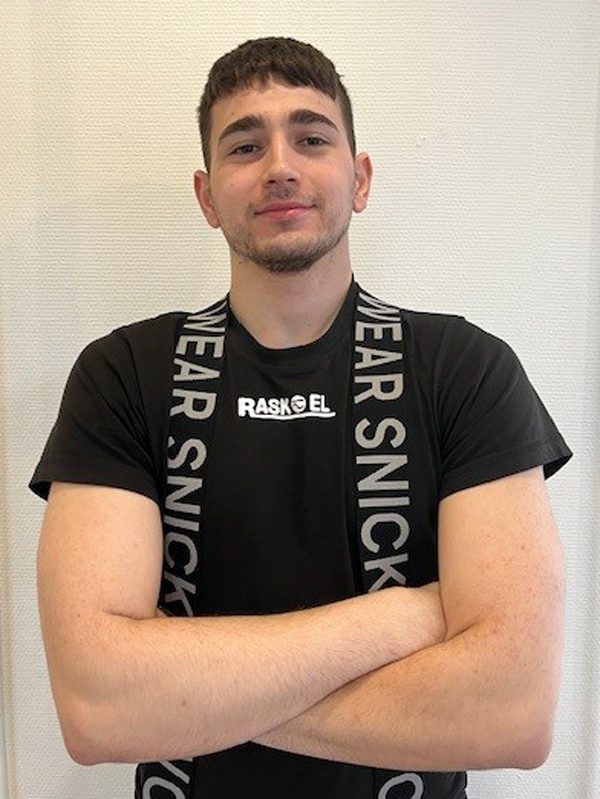 Eric Rus Serafimova